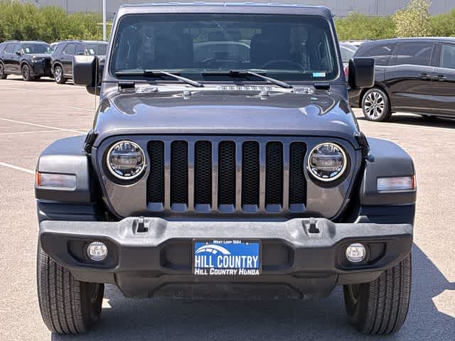 Thumbnail: 2022 Jeep Wrangler - 9