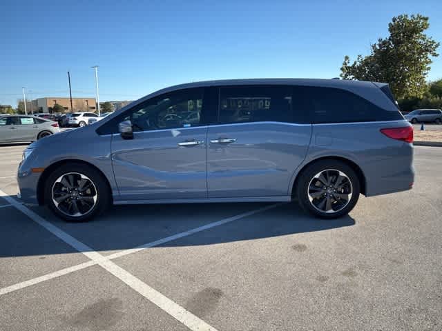 2023 Honda Odyssey Elite photo 2