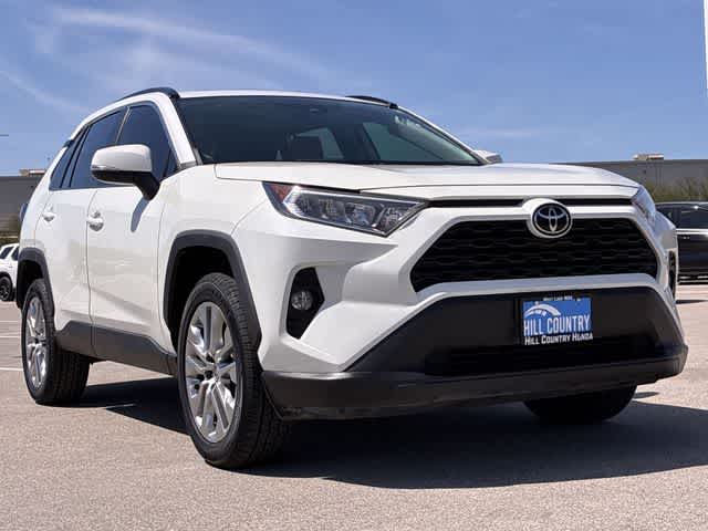 Thumbnail: 2021 Toyota RAV4 - 10