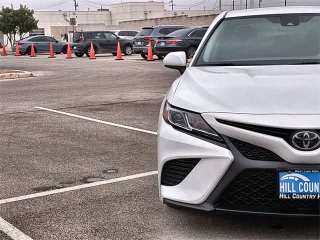 Thumbnail: 2020 Toyota Camry - 10
