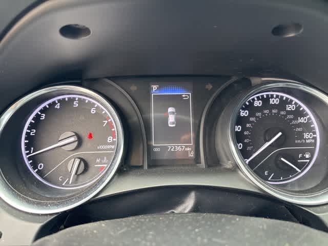 Thumbnail: 2020 Toyota Camry - 13