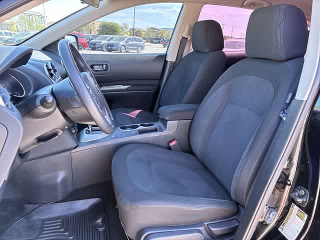 Thumbnail: 2014 Nissan Rogue - 17