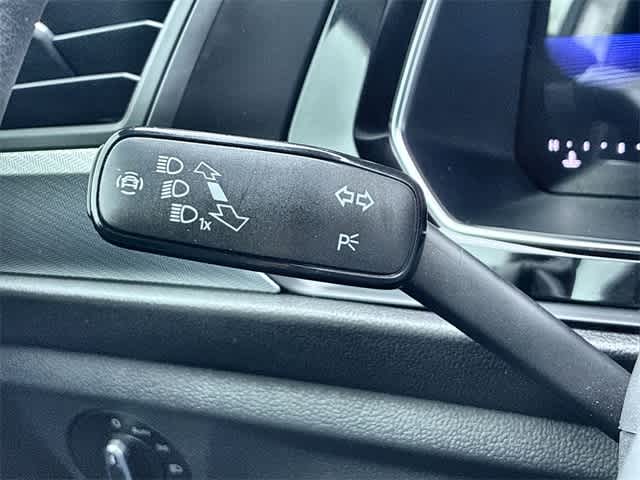 Thumbnail: 2023 Volkswagen Jetta - 27