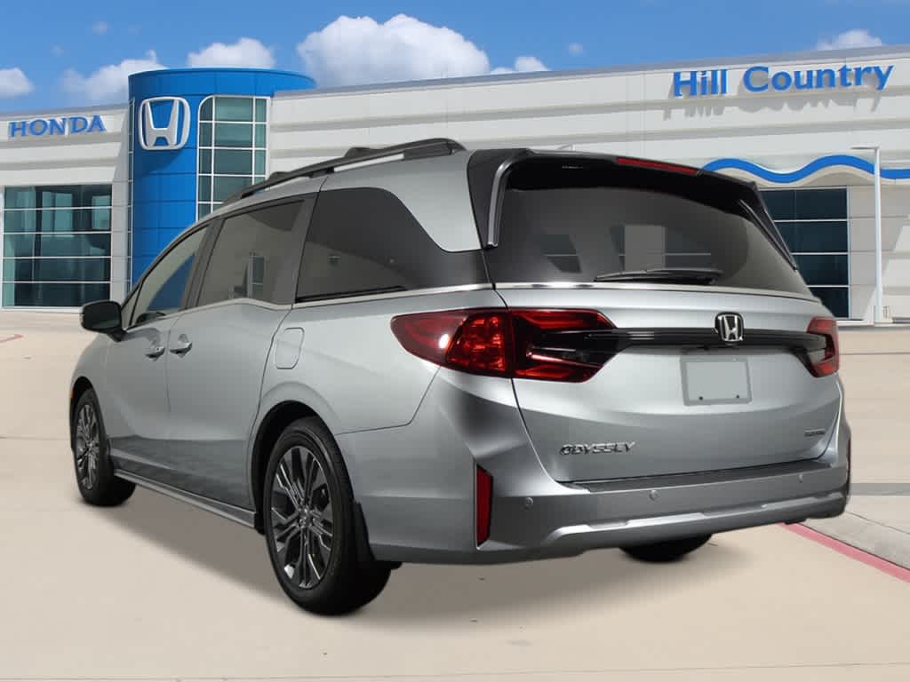 2026 Honda Odyssey Touring photo 2