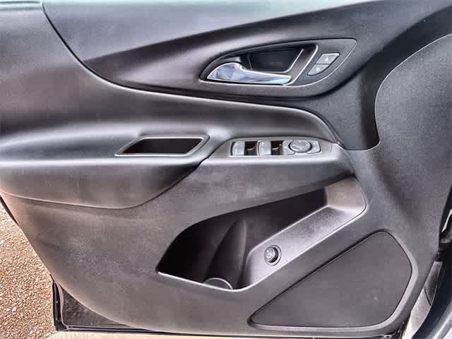 Thumbnail: 2021 Chevrolet Equinox - 38