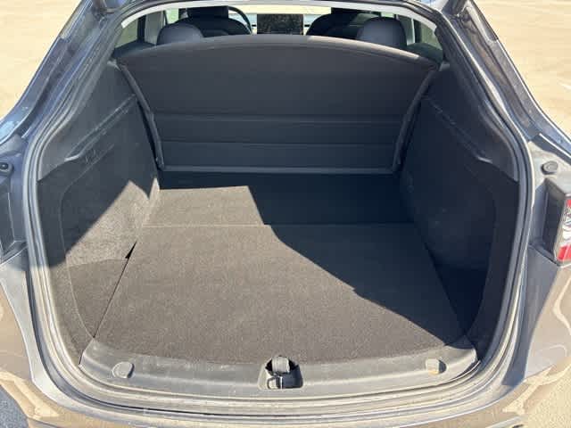 Thumbnail: 2022 Tesla Model Y - 21