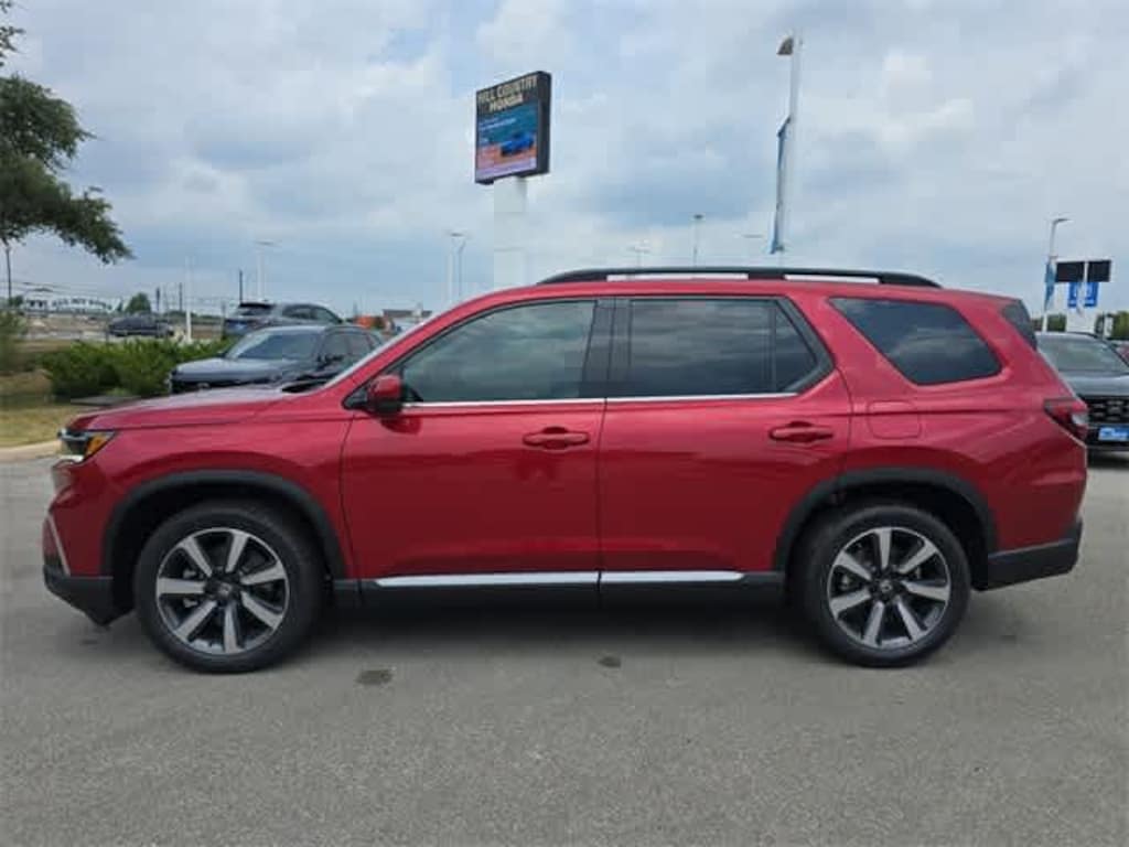 Certified 2025 Honda Pilot Touring SUV