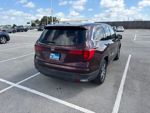 Thumbnail: 2017 Honda Pilot - 4