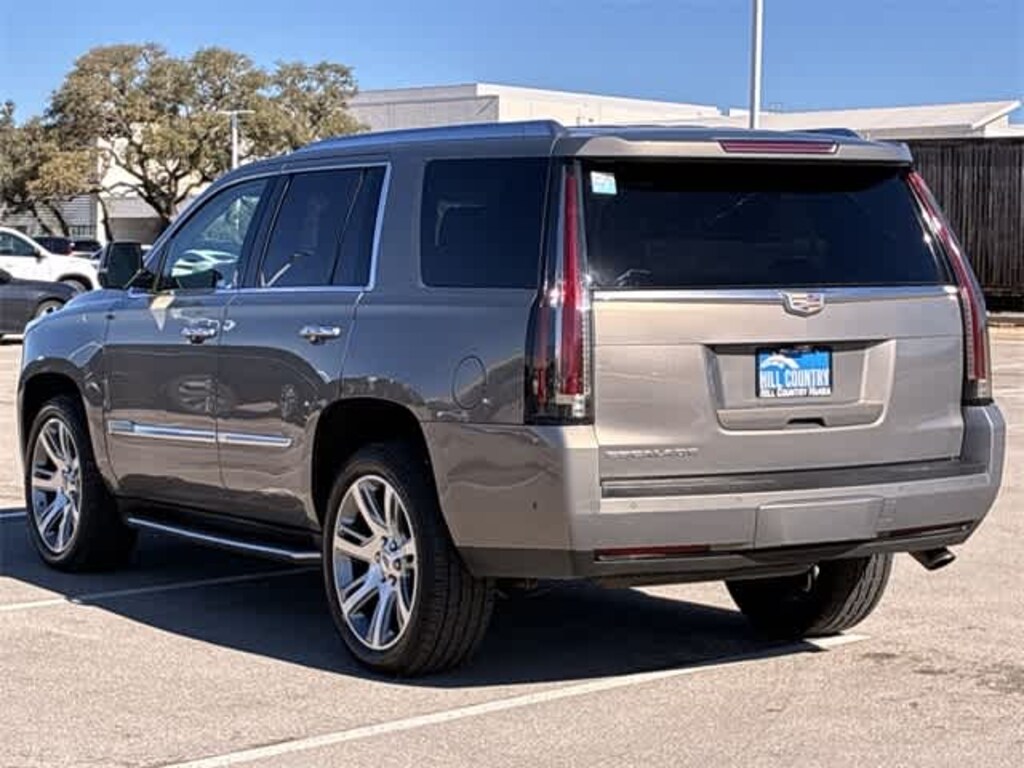 Used 2017 CADILLAC Escalade Luxury SUV