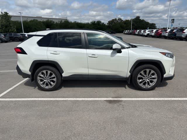 Thumbnail: 2021 Toyota RAV4 - 6