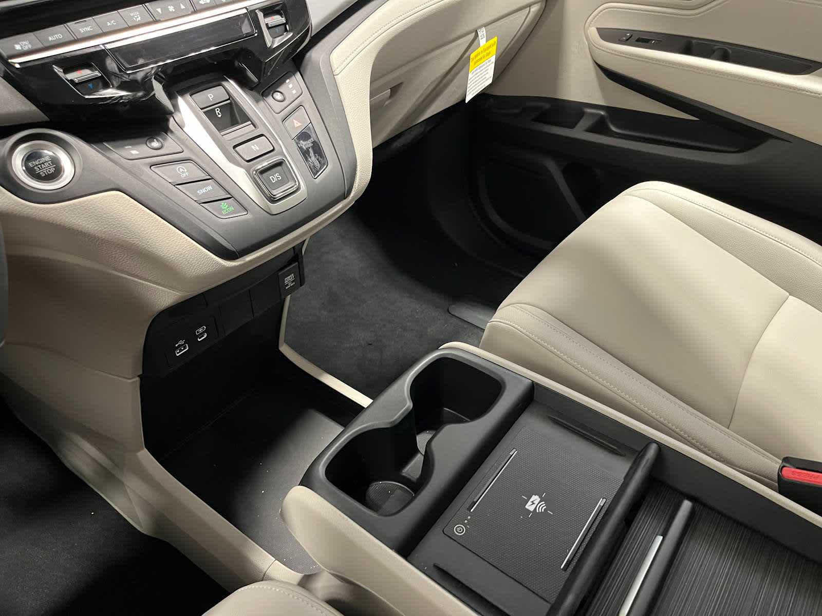 Thumbnail: 2026 Honda Odyssey - 17