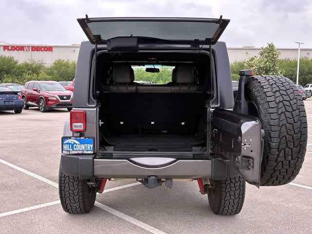 Thumbnail: 2016 Jeep Wrangler - 36