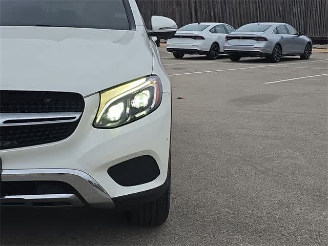 Thumbnail: 2018 Mercedes-Benz GLC - 11