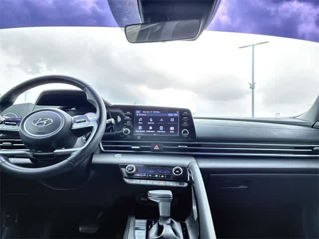 Thumbnail: 2021 Hyundai Elantra - 28