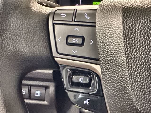 Thumbnail: 2025 Toyota Camry - 24