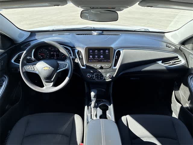 Thumbnail: 2024 Chevrolet Malibu - 16