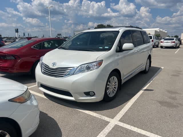 2015 Toyota Sienna XLE -
                  San Antonio, TX