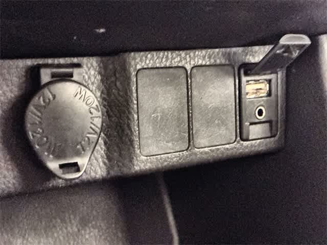 Thumbnail: 2017 Toyota Corolla - 32