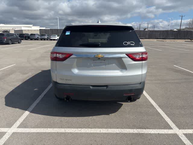 Thumbnail: 2018 Chevrolet Traverse - 4