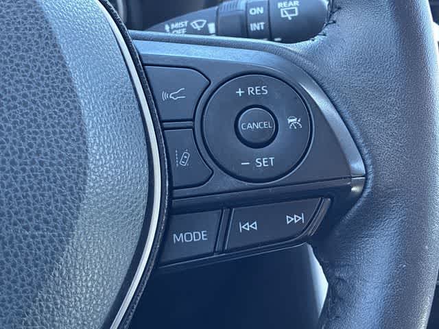 Thumbnail: 2021 Toyota RAV4 - 27