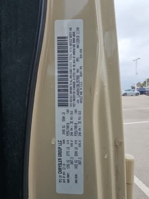 Thumbnail: 2011 Jeep Wrangler - 21