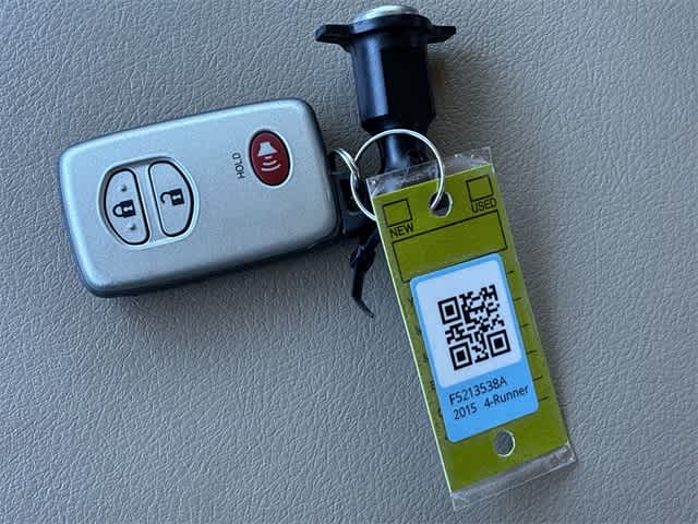 Thumbnail: 2015 Toyota 4Runner - 39