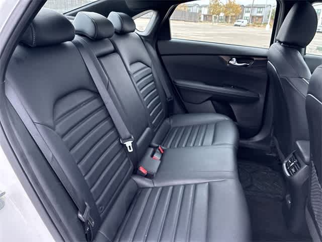 Thumbnail: 2023 Kia Forte - 22