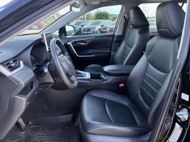 Thumbnail: 2024 Toyota RAV4 - 17