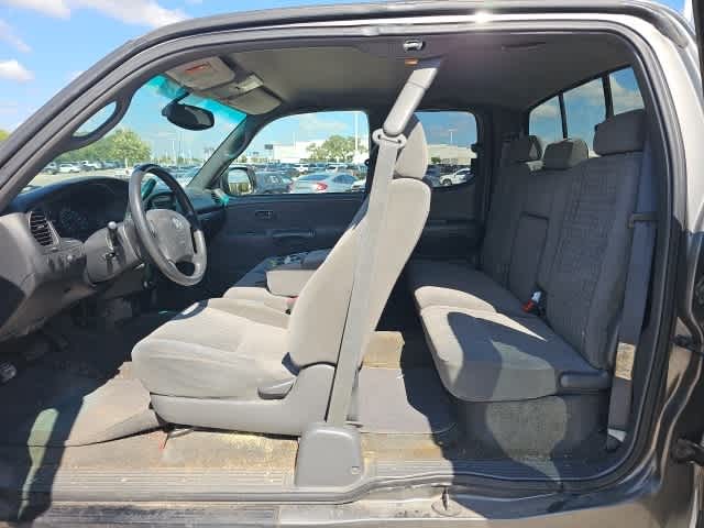 Thumbnail: 2005 Toyota Tundra - 12