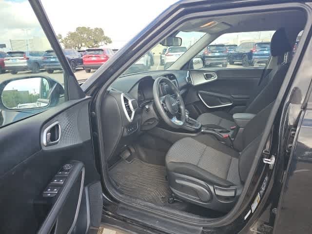 Thumbnail: 2023 Kia Soul - 9