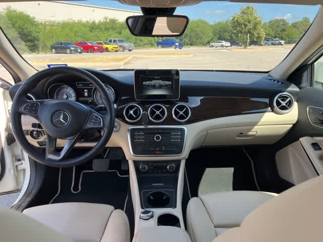 Thumbnail: 2017 Mercedes-Benz GLA - 19