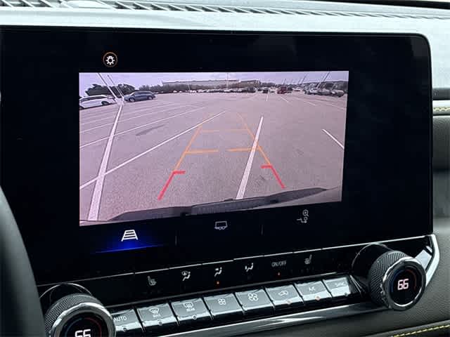 Thumbnail: 2024 Chevrolet Colorado - 30