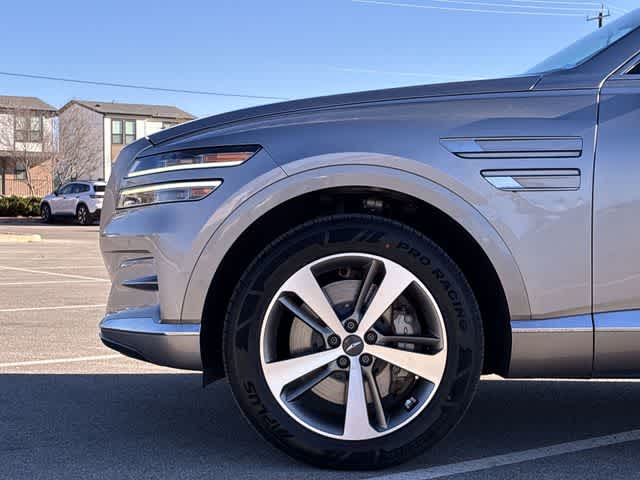 Thumbnail: 2021 Genesis GV80 - 13