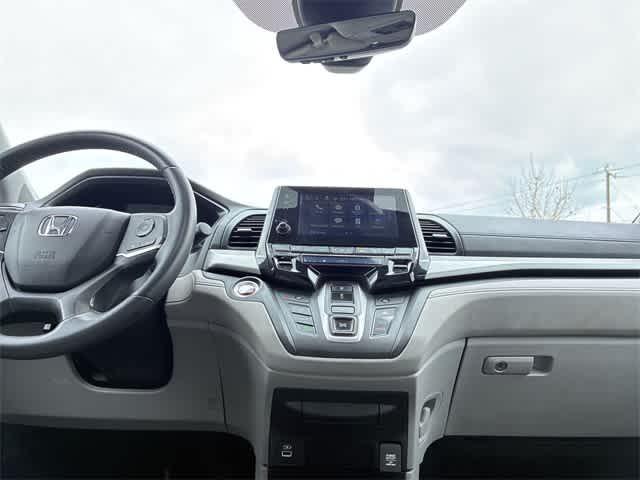 Thumbnail: 2023 Honda Odyssey - 30