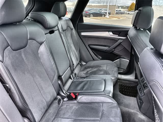 Thumbnail: 2021 Audi SQ5 - 22