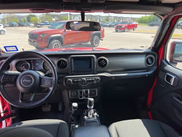 Thumbnail: 2018 Jeep Wrangler - 15
