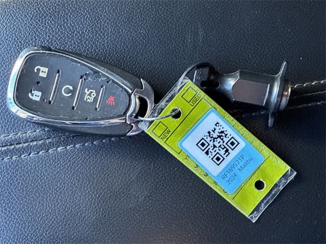 Thumbnail: 2024 Chevrolet Malibu - 36