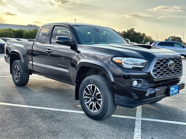 Thumbnail: 2023 Toyota Tacoma - 8