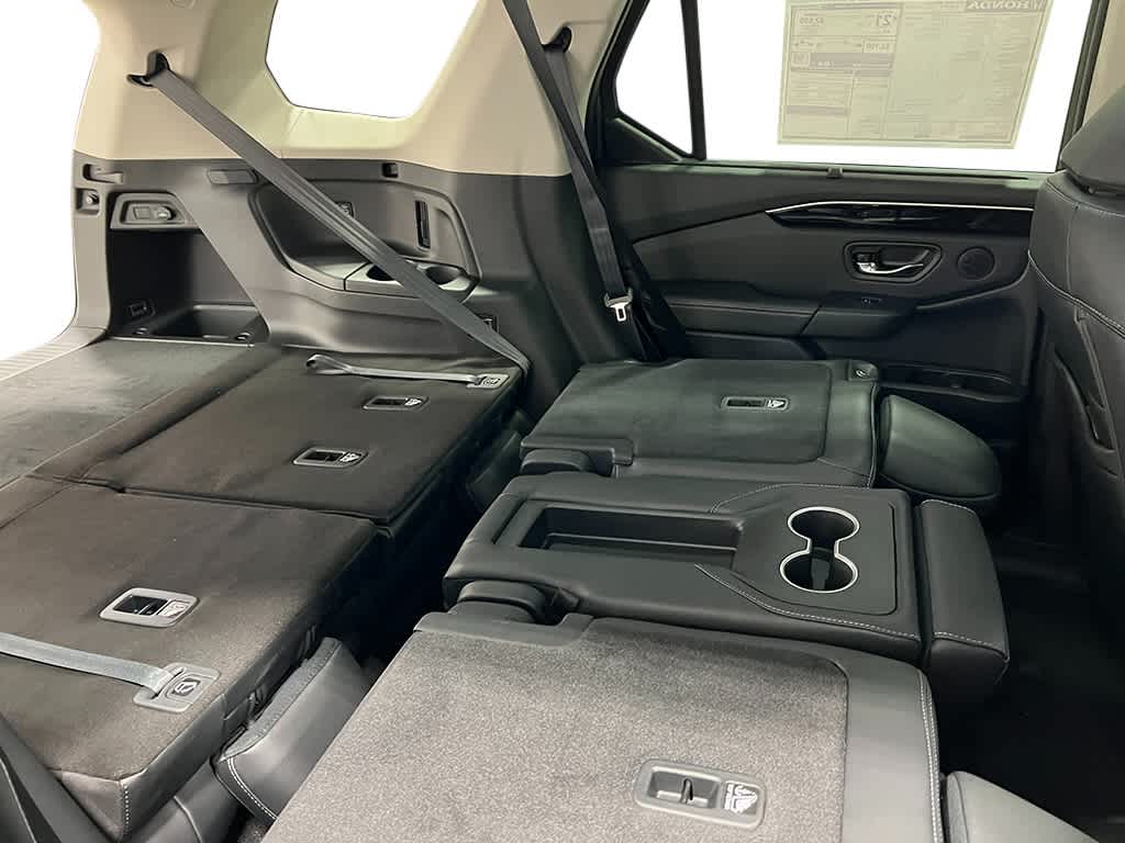Thumbnail: 2025 Honda Pilot - 36
