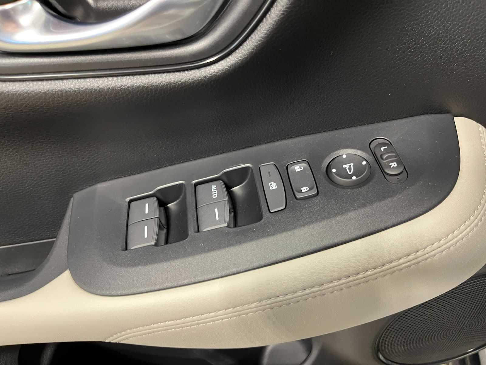 Thumbnail: 2026 Honda HR-V - 13