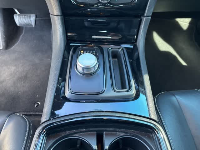 Thumbnail: 2023 Chrysler 300 - 17