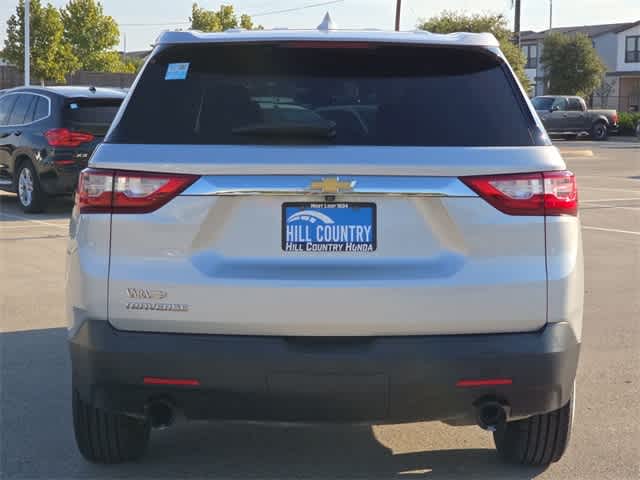 Thumbnail: 2021 Chevrolet Traverse - 5