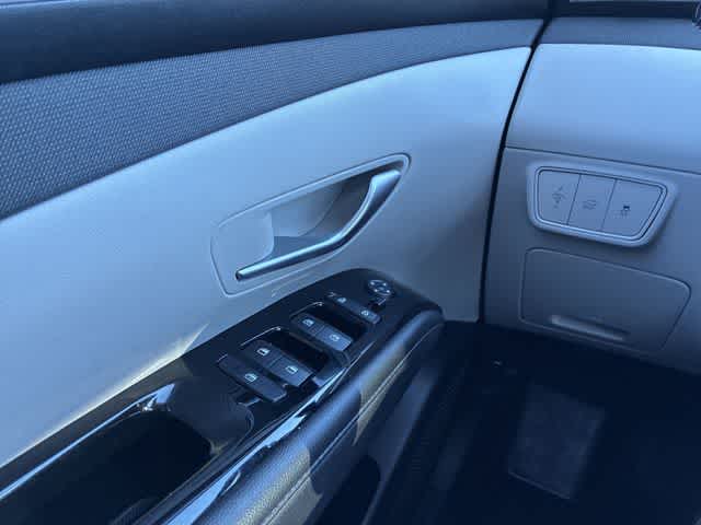 Thumbnail: 2022 Hyundai Tucson - 40