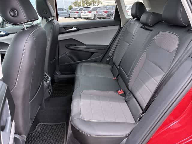 Thumbnail: 2022 Volkswagen Taos - 21