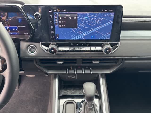 Thumbnail: 2024 Chevrolet Colorado - 17