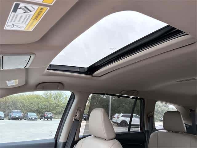 Thumbnail: 2019 Honda Pilot - 20