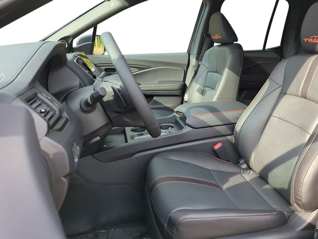 Thumbnail: 2025 Honda Ridgeline - 10