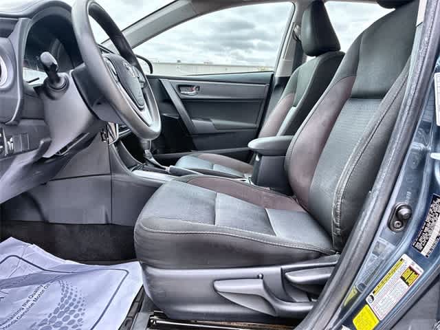 Thumbnail: 2017 Toyota Corolla - 18