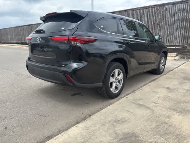 Thumbnail: 2024 Toyota Highlander - 5
