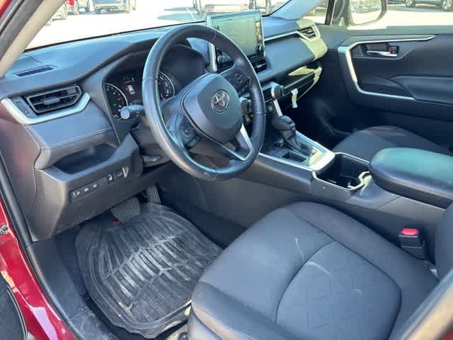 Thumbnail: 2022 Toyota RAV4 - 9